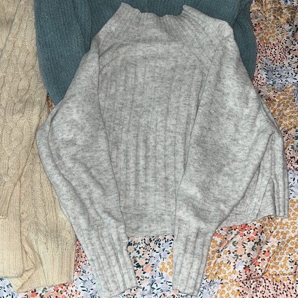 Ralph Lauren, express, H&M and etc sweaters - Picture 8 of 8